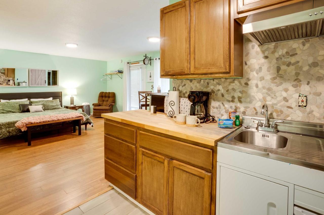 Soothing Studio With Lush Views 2 Mi To Beach! Smith River Exterior foto